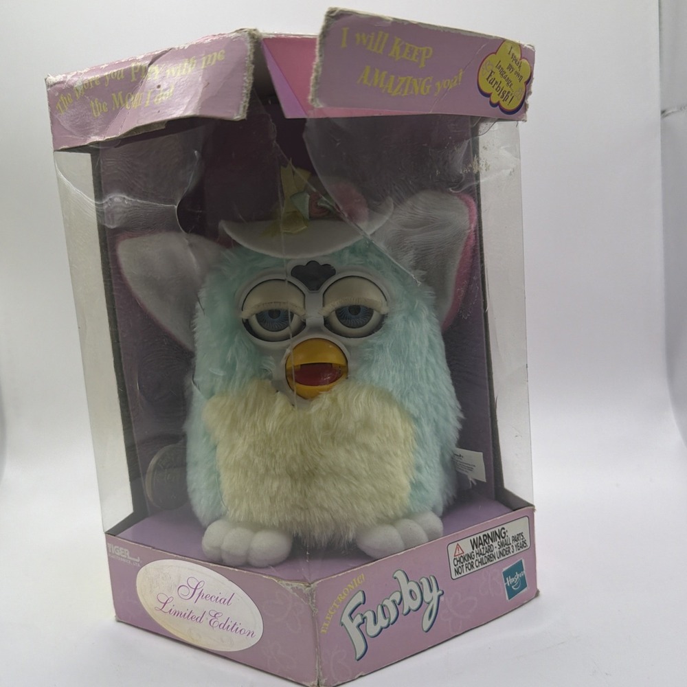 2000  Furby Special Limited Edition Pastel In Box . Hasbro VTG  Box Torn